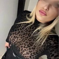 Andrea, ich mache nur Haus- oder Hotelbesuche.