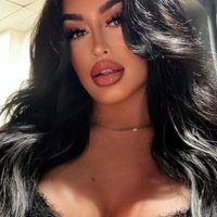 Shirin geile Türkin von 24 Jahren.